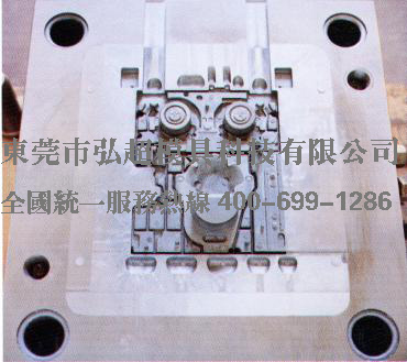 碳素工具钢模具淬裂实例-T8钢鞋模纵劈开裂